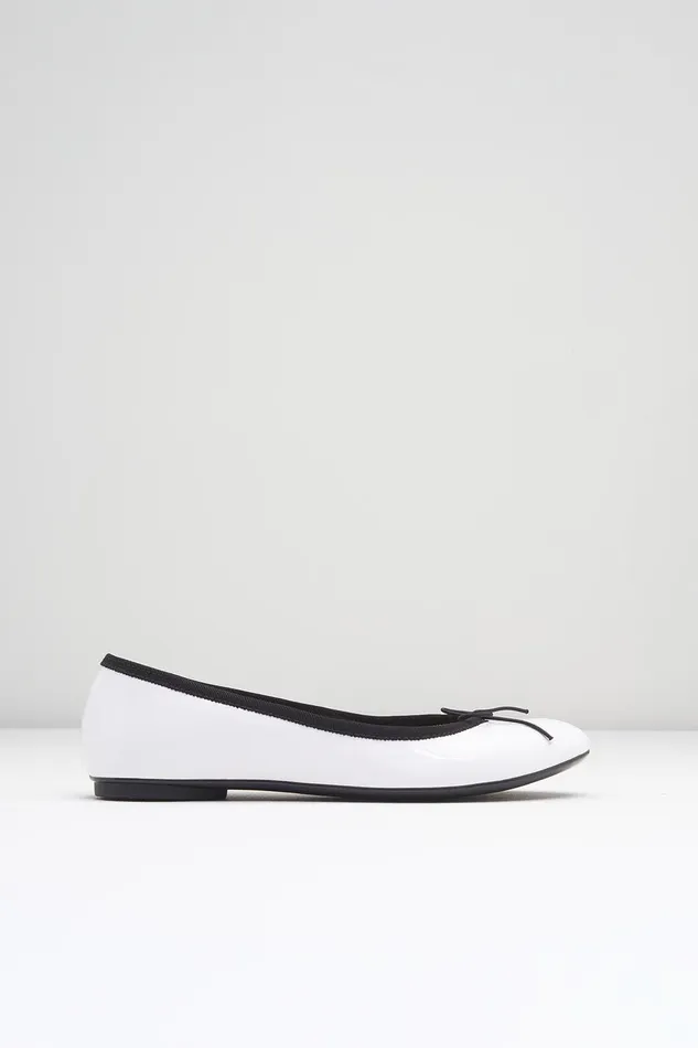 Bloch Ballet Flats Adults Ladies Amalthea Ballet Flats White Gloss