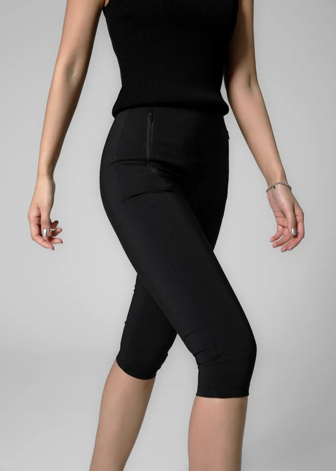 Desara Capri Leggings 8211 Black Women The Frankie Shop Clothing