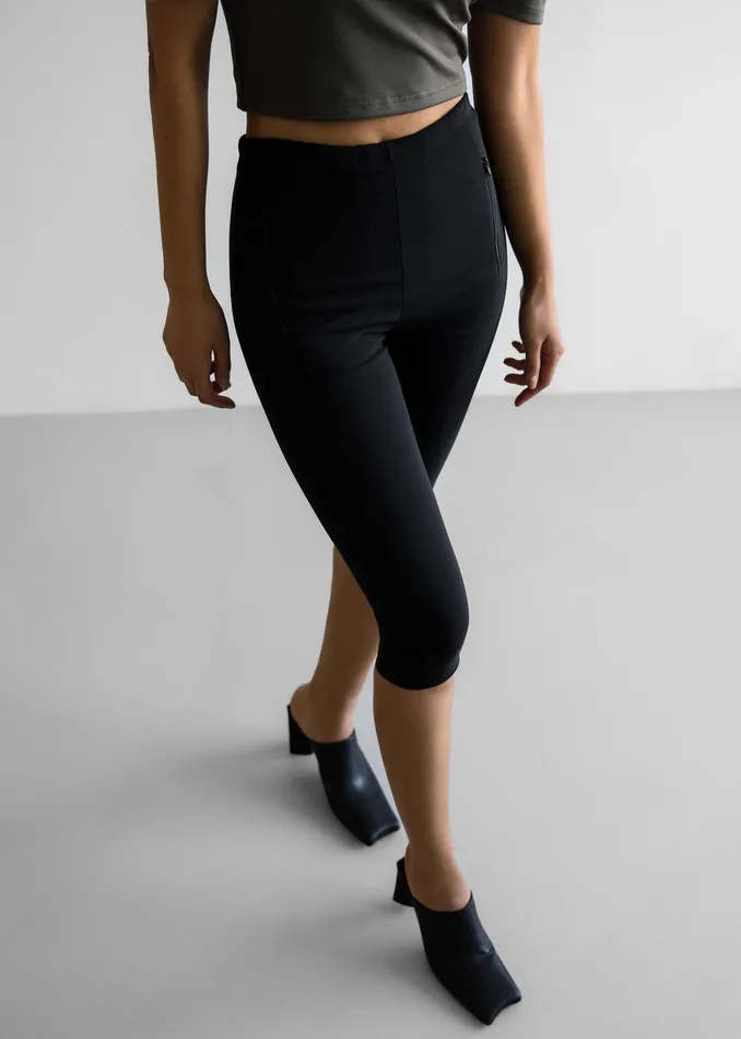 Desara Capri Leggings 8211 Black Women The Frankie Shop Clothing