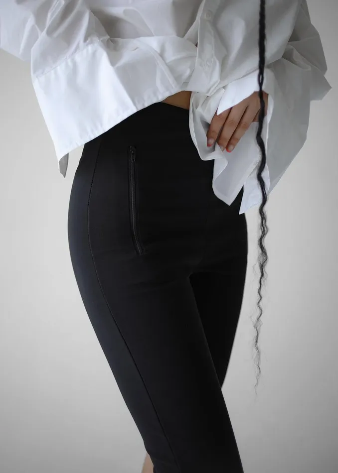 Desara Capri Leggings 8211 Black Women The Frankie Shop Clothing