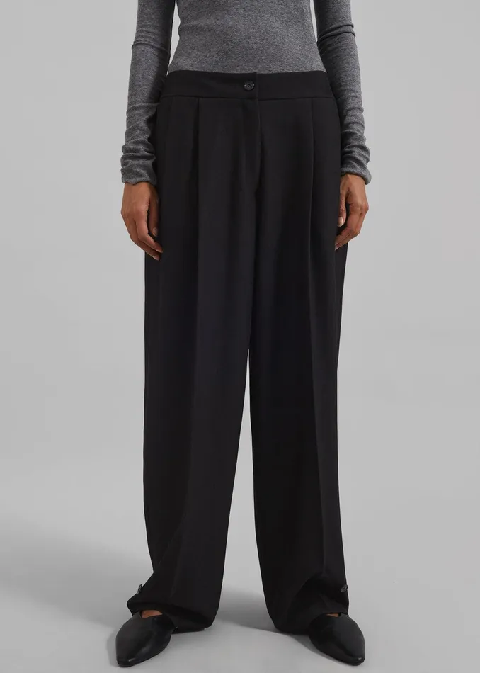 Dina Pleated Trousers 8211 Black Women The Frankie Shop Clothing