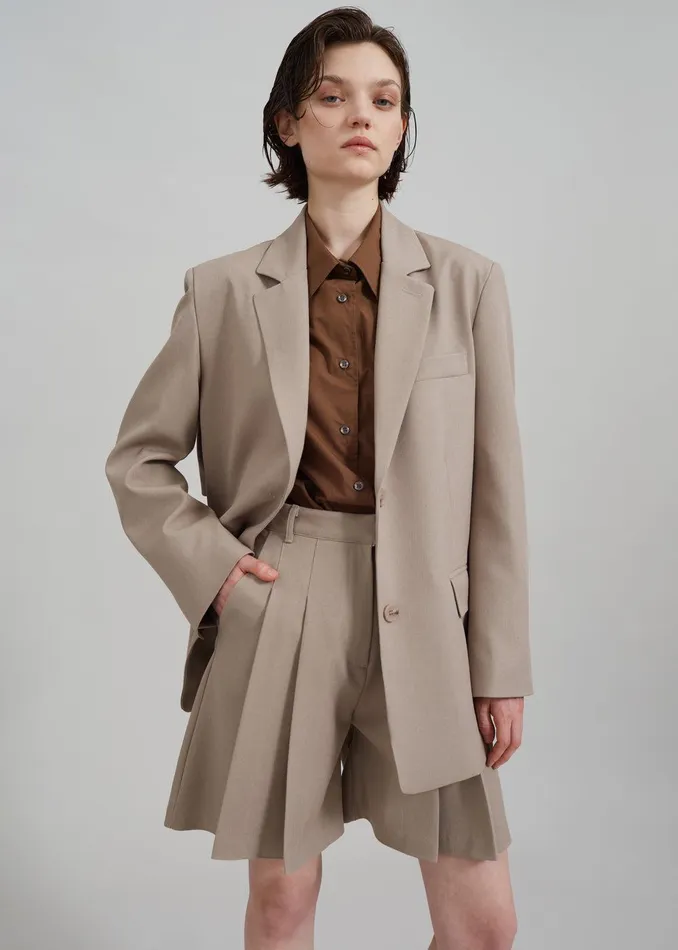 Eline Shorts 8211 Beige Women The Frankie Shop Clothing