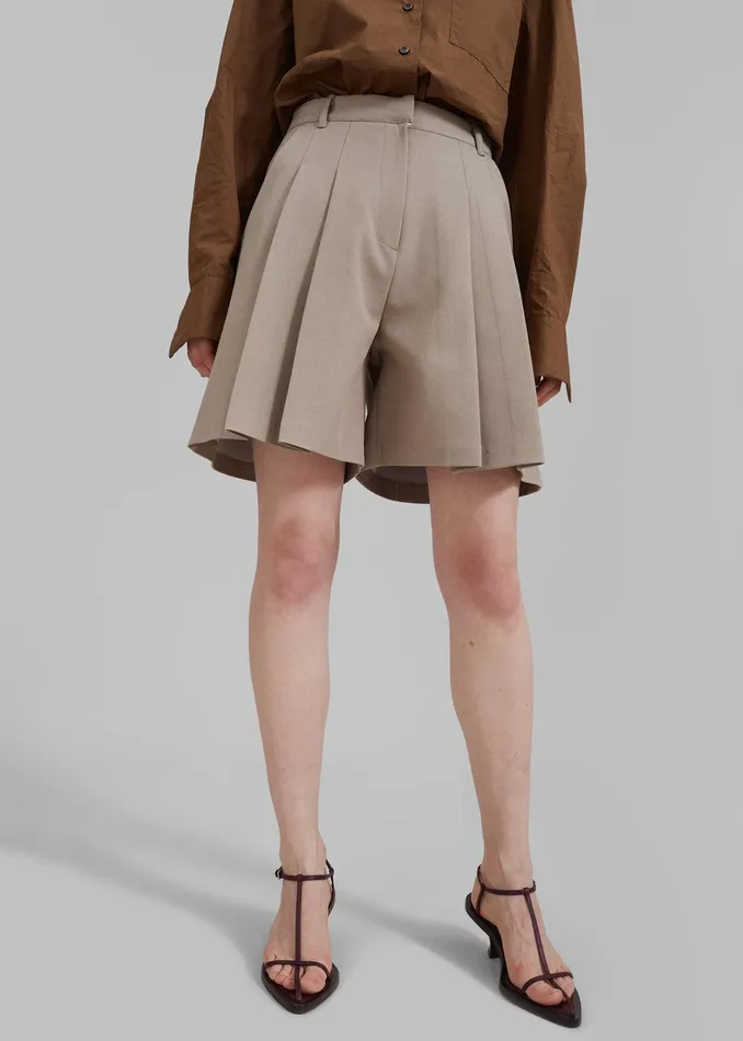 Eline Shorts 8211 Beige Women The Frankie Shop Clothing