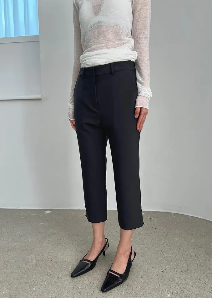 Emersyn Capri Pants 8211 Black Women The Frankie Shop Clothing