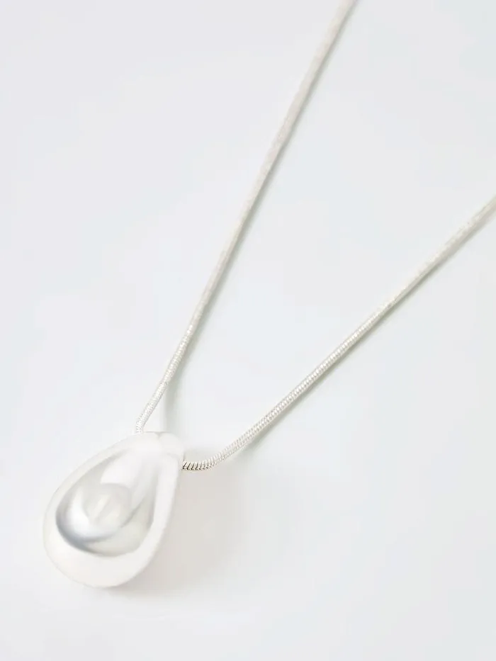 French Connection Jewellery Woman Teardrop Pendant Necklace Silver