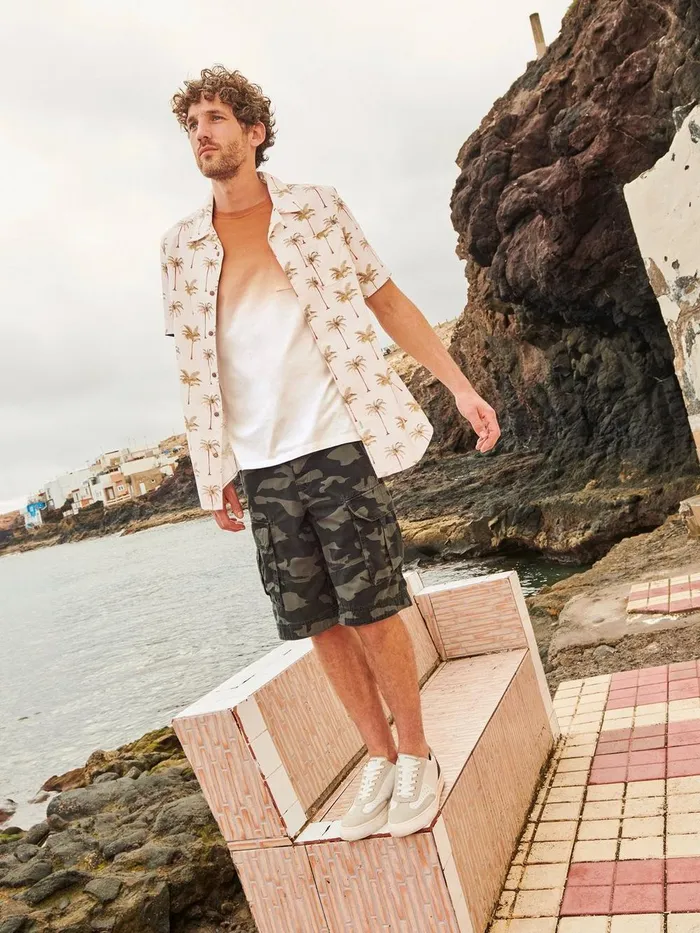Halsall Organic Cargo Short Green Multi Men White Stuff Shorts Halsall Organic Cargo Short Green Multi Men White Stuff Shorts