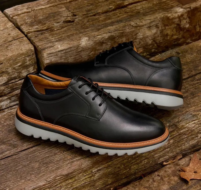 Johnston and Murphy LaceUps Men Braydon Plain Toe Black Full Grain