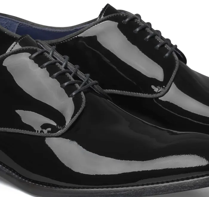 Johnston and Murphy LaceUps Men Kinser Plain Toe Black Italian Patent Calfskin Johnston and Murphy LaceUps Men Kinser Plain Toe Black Italian Patent Calfskin