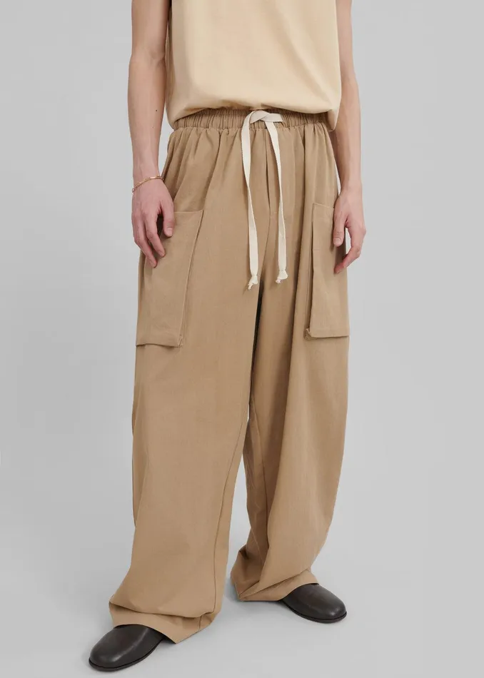 Lauri Drawstring Cargo Pants 8211 Beige Men The Frankie Shop Clothing