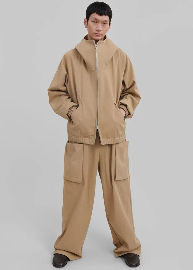 Lauri Drawstring Cargo Pants 8211 Beige Men The Frankie Shop Clothing