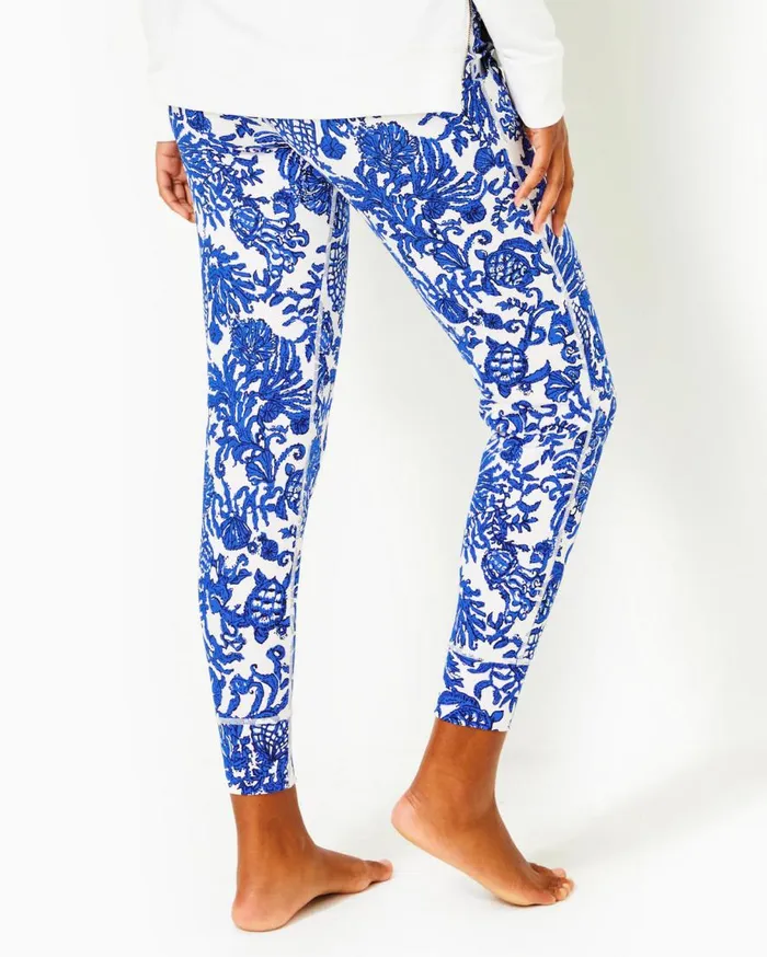 Lilly Pulitzer Bottoms UPF 50 Luxletic 28 Bon Bon Blue Go Your Own Wave 8211 Women Lilly Pulitzer Bottoms UPF 50 Luxletic 28 Bon Bon Blue Go Your Own Wave 8211 Women