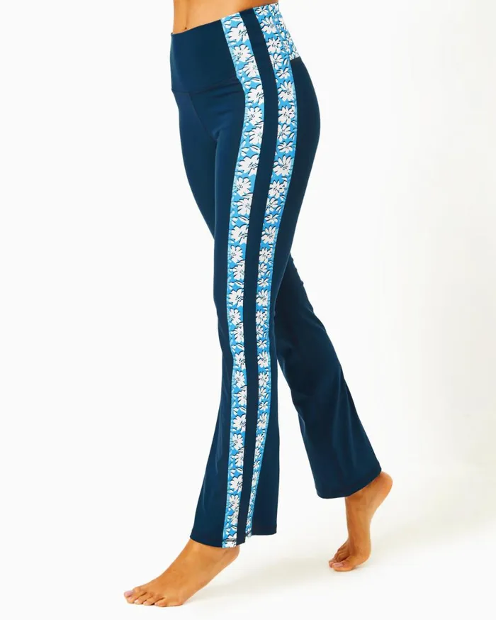 Lilly Pulitzer Matching Sets UPF 50 Bentlee Bra Top and Carpe Vita Flare Legging Set Low Tide Navy 8211 Women Lilly Pulitzer Matching Sets UPF 50 Bentlee Bra Top and Carpe Vita Flare Legging Set Low Tide Navy 8211 Women