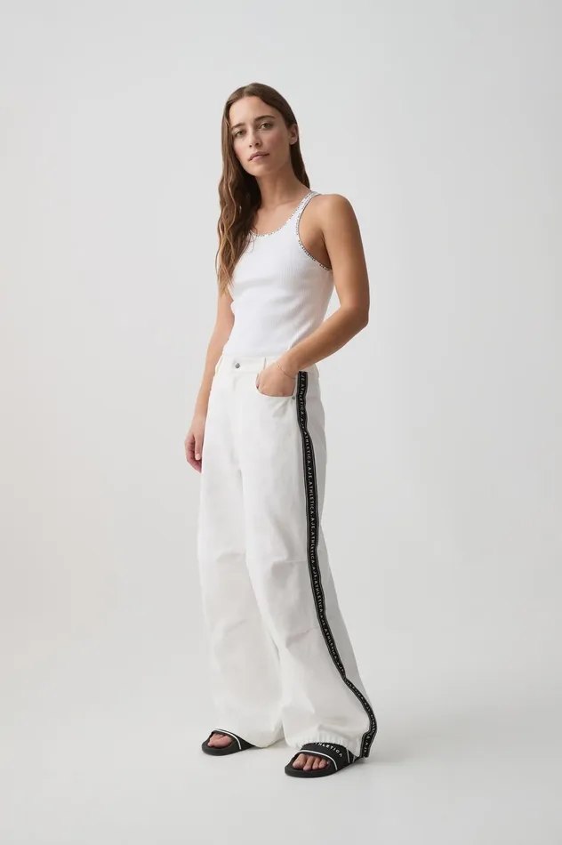 Logo Tape Twill Jean 519 White Women Aje Pants