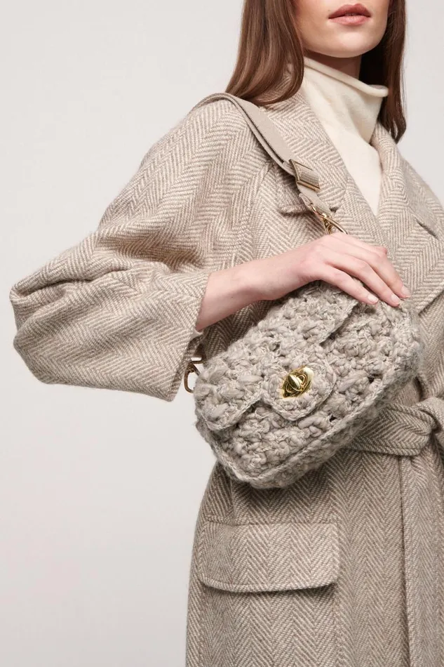 Luisa Spagnoli Clutch And Pochette Women Istrice CrossBody Bag Beigegold Luisa Spagnoli Clutch And Pochette Women Istrice CrossBody Bag Beigegold