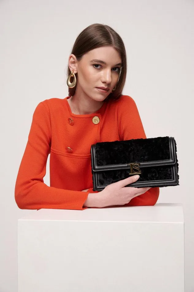 Luisa Spagnoli Fashion Show Women Ileo CrossBody Bag 8211 Fashion Show Blackgold Luisa Spagnoli Fashion Show Women Ileo CrossBody Bag 8211 Fashion Show Blackgold