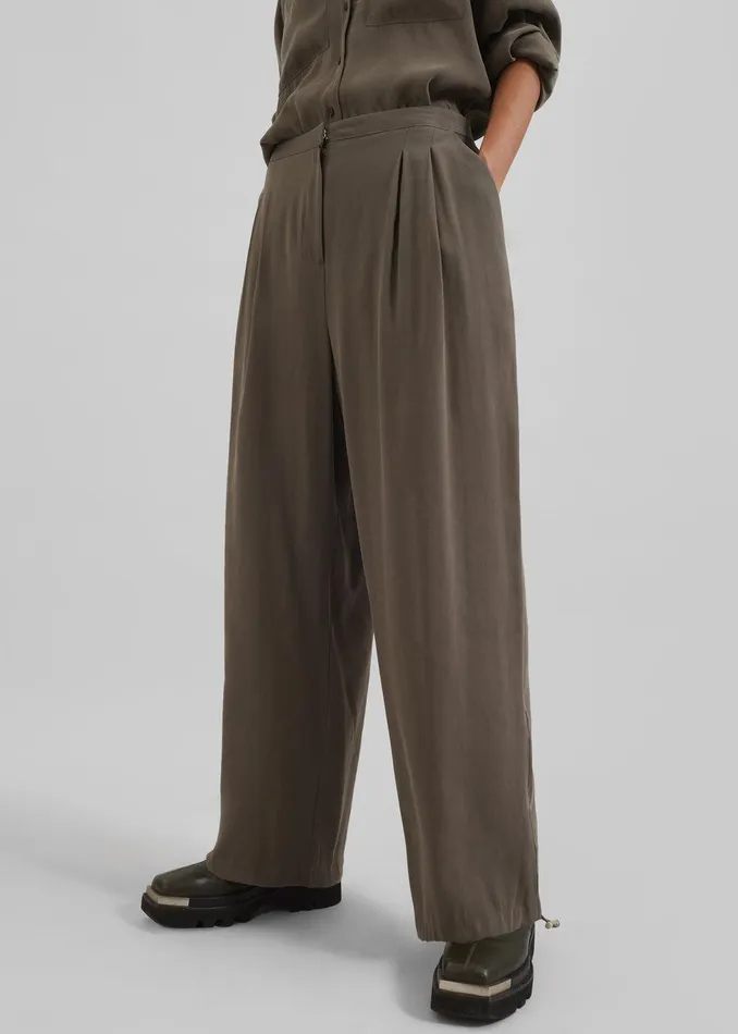 Meilen Pintuck Trousers 8211 Olive Women The Frankie Shop Clothing