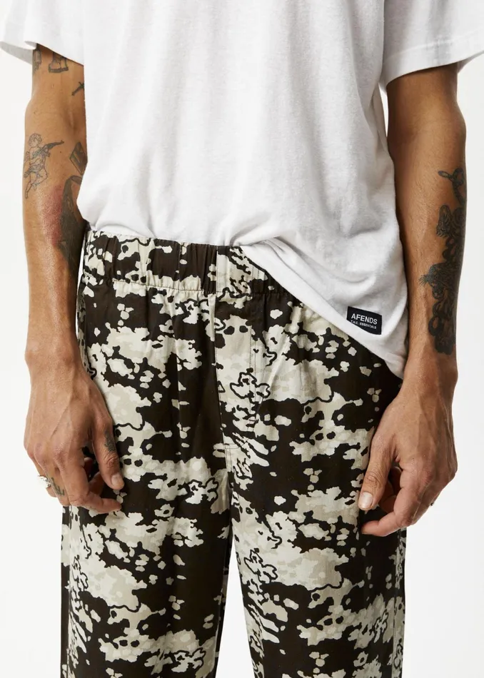 Men Jeans and Pants Afends AFENDS Mens Ninety Eights 8211 Baggy Elastic Waist Pants 8211 Earth Camo