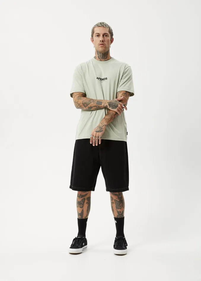 Men TShirts Afends AFENDS Mens Vinyl 8211 Retro Fit Tee 8211 Eucalyptus