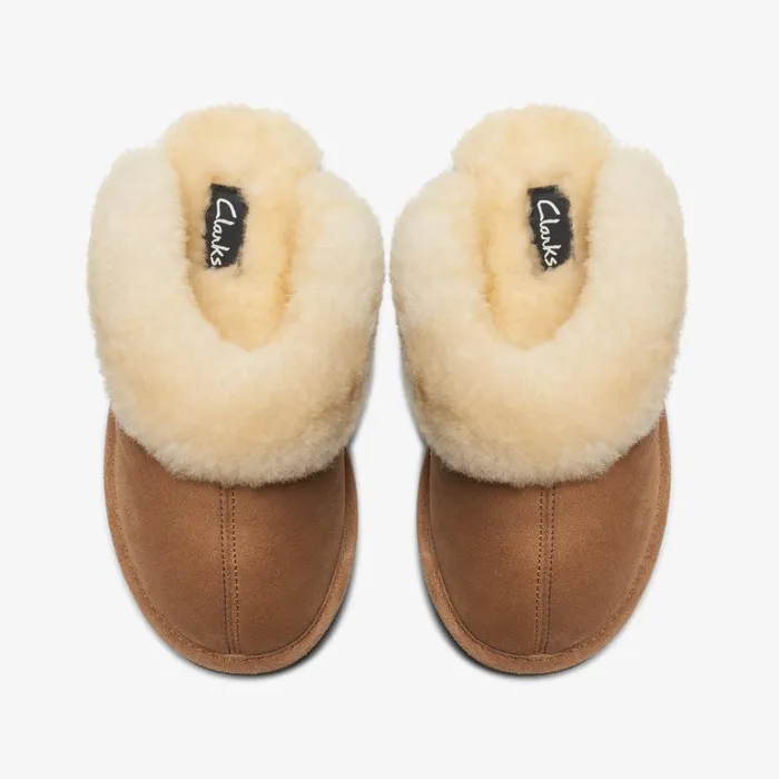 Radeah Star Tan Women Clarks Slippers
