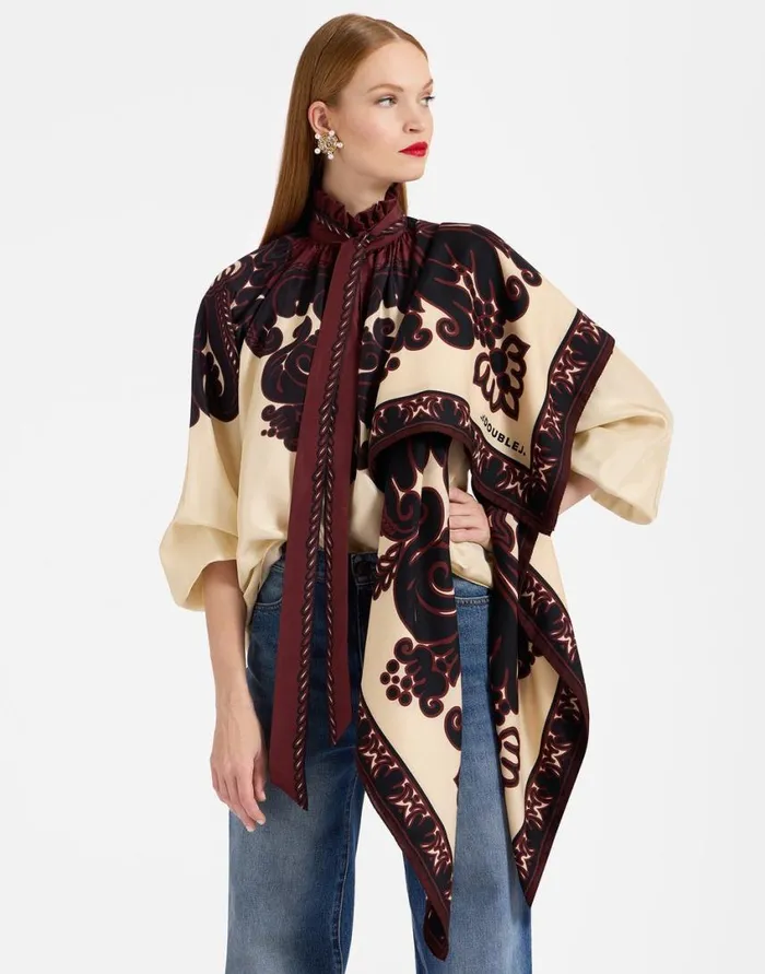 Ready To Wear Foulards and Scarves La Double J Silk Foulard Corsini Place Cream In Silk Wool Ready To Wear Foulards and Scarves La Double J Silk Foulard Corsini Place Cream In Silk Wool