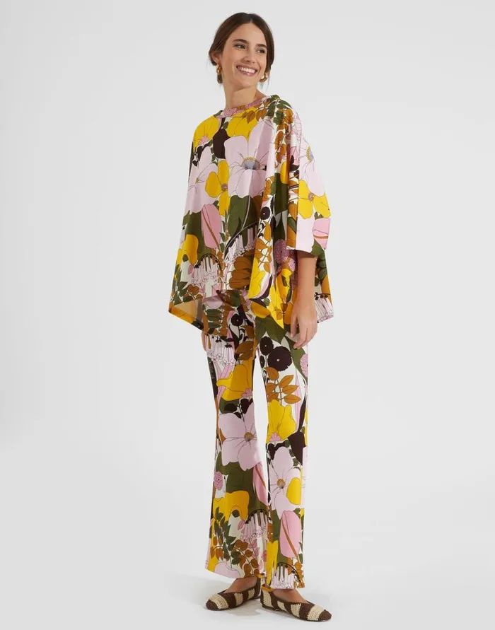 Ready To Wear Loungewear La Double J Meditation Poncho Big Flower Rose In Cotton Ready To Wear Loungewear La Double J Meditation Poncho Big Flower Rose In Cotton