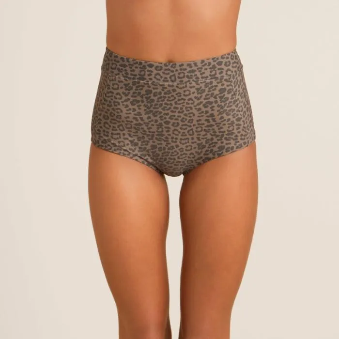 Roark Shorts Women Abysse Hoffman Swim Short Leopard