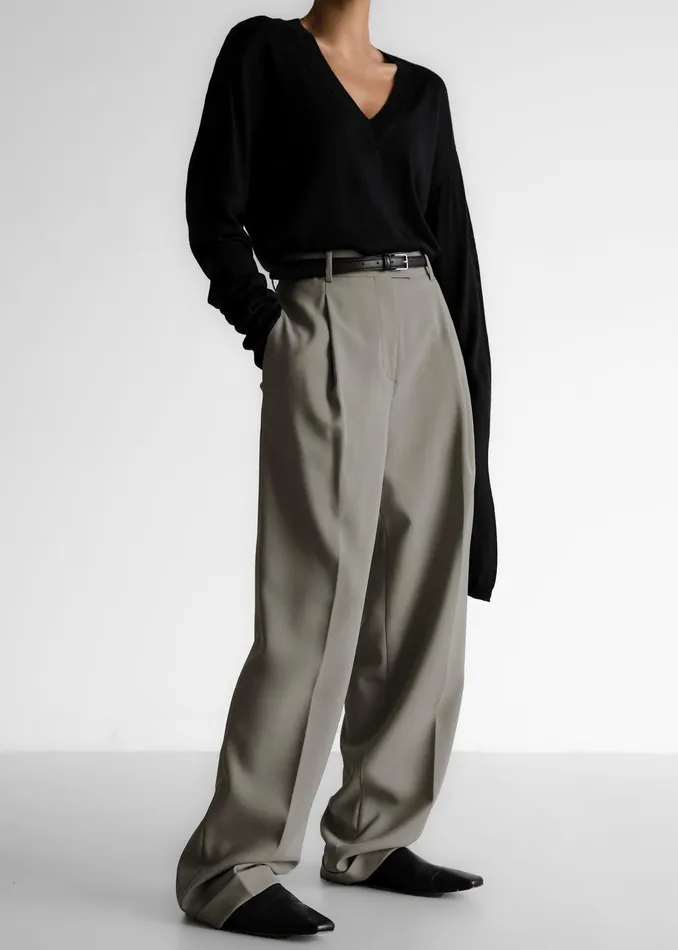 Selma Extra Long Sleeve Merino Wool Pullover 8211 Black Women The Frankie Shop Clothing