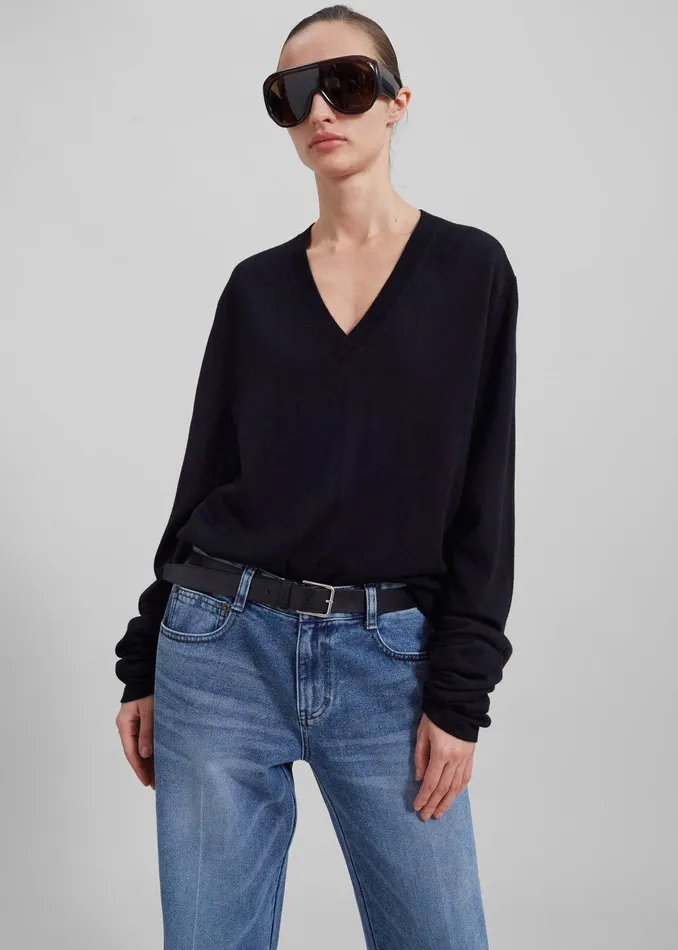 Selma Extra Long Sleeve Merino Wool Pullover 8211 Black Women The Frankie Shop Clothing