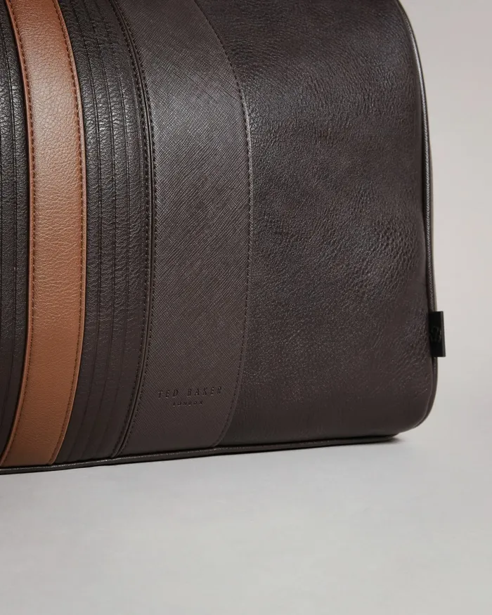 Ted Baker Holdalls and Weekend Bags Men EVYDAY 8211 Striped PU Holdall Brownchocolate Ted Baker Holdalls and Weekend Bags Men EVYDAY 8211 Striped PU Holdall Brownchocolate