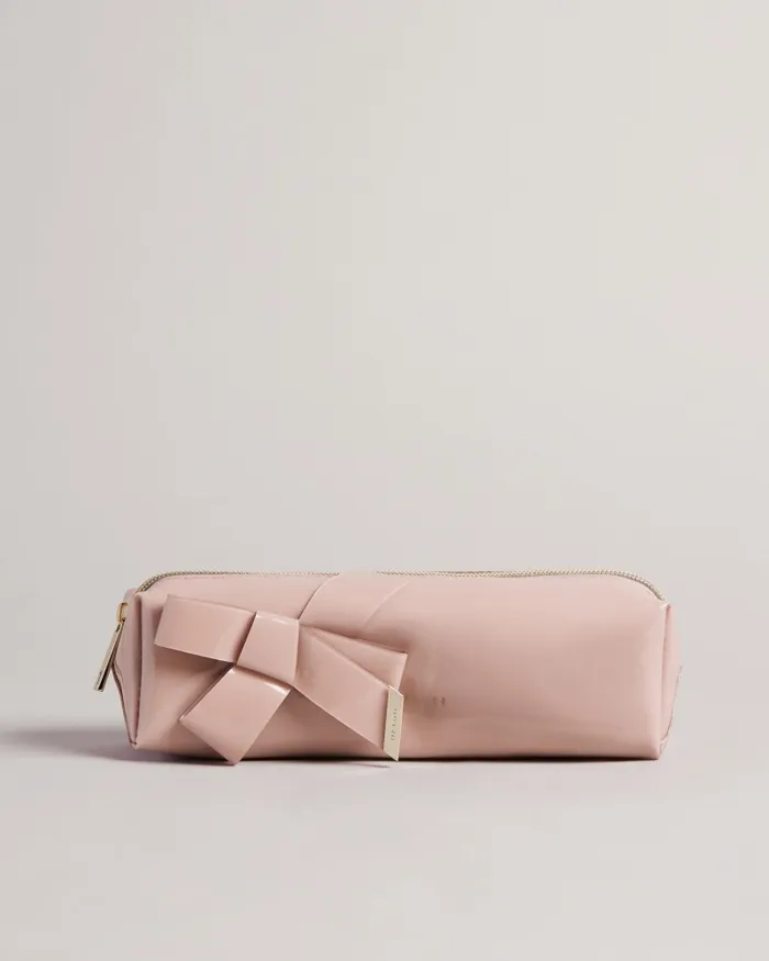 Ted Baker Wash and Makeup Bags Women NIKARA 8211 Knot Bow Brush Case Pale Pink Ted Baker Wash and Makeup Bags Women NIKARA 8211 Knot Bow Brush Case Pale Pink