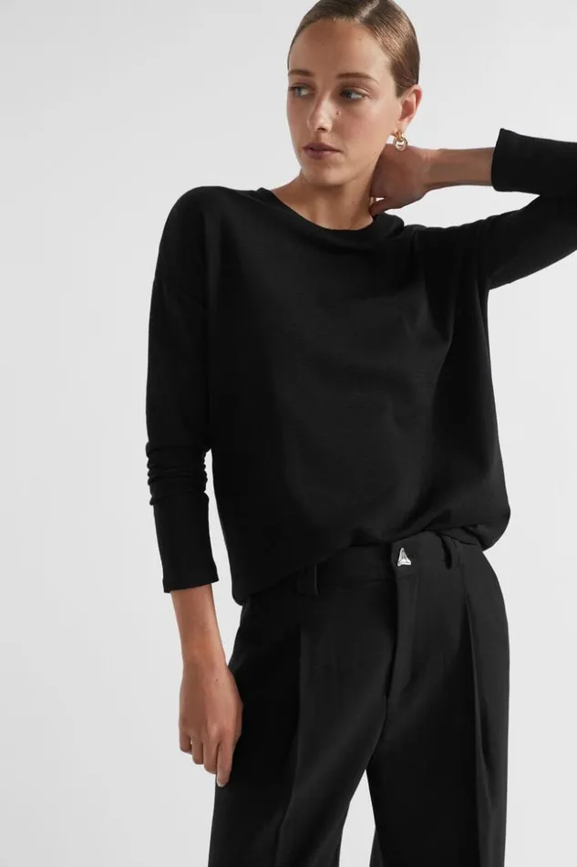 Woman Babywool Curve Hem Top Black Seed Heritage Knitwear and Sweaters