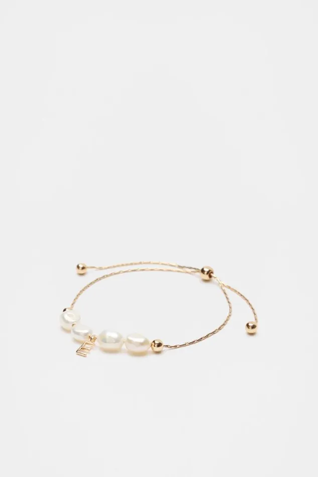 Woman Fine Pearl Initial Bracelet E Seed Heritage Jewellery