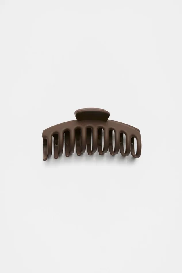 Woman Large Hair Claw Affogato Seed Heritage Hair Accessories