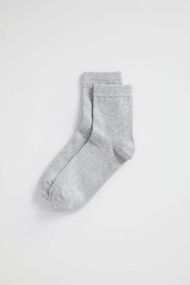 Woman Quarter Crew Sock Light Grey Marle Seed Heritage Socks and Tights