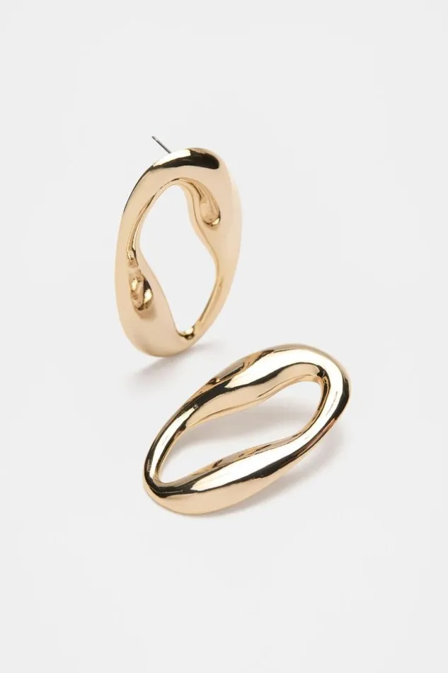 Woman Twist Oval Earrings Gold Seed Heritage Jewellery