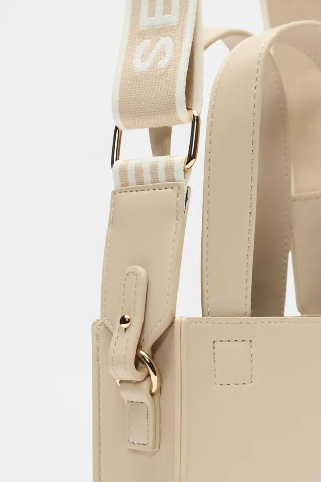 Woman Two Tone Mini Crossbody Bag Vanilla Seed Heritage Bags and Clutches