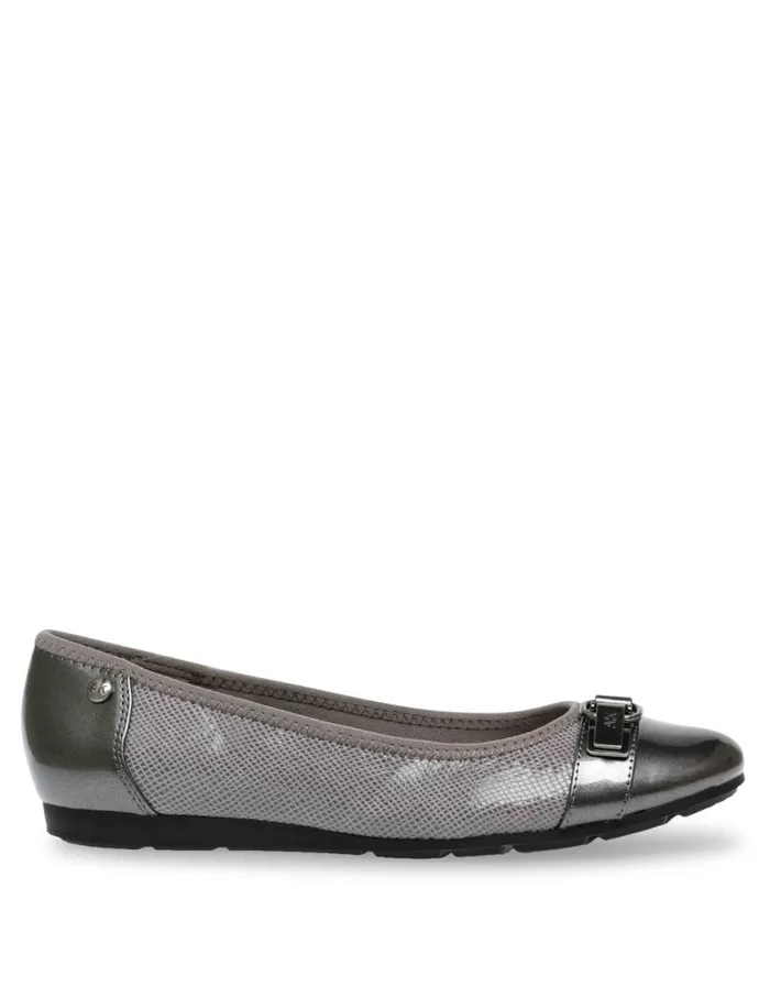Women Able Flat Navy Anne Klein Flats and Loafers