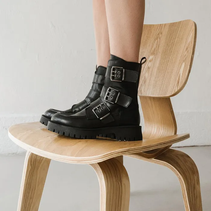 Women Ankle Boots Lowboots Jonak Boots With Notched Soles And Straps