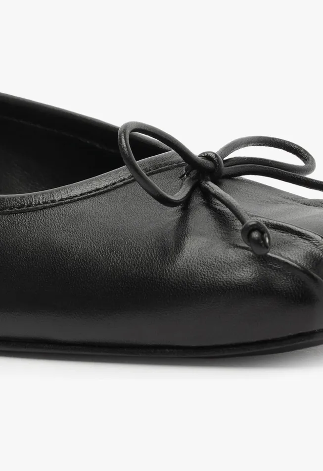 Women Arissa Draped Ballet Flat Black Schutz Shoes Ballerinas
