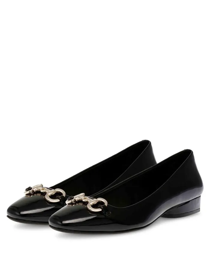 Women Cora Flat Black Patent Anne Klein Flats and Loafers