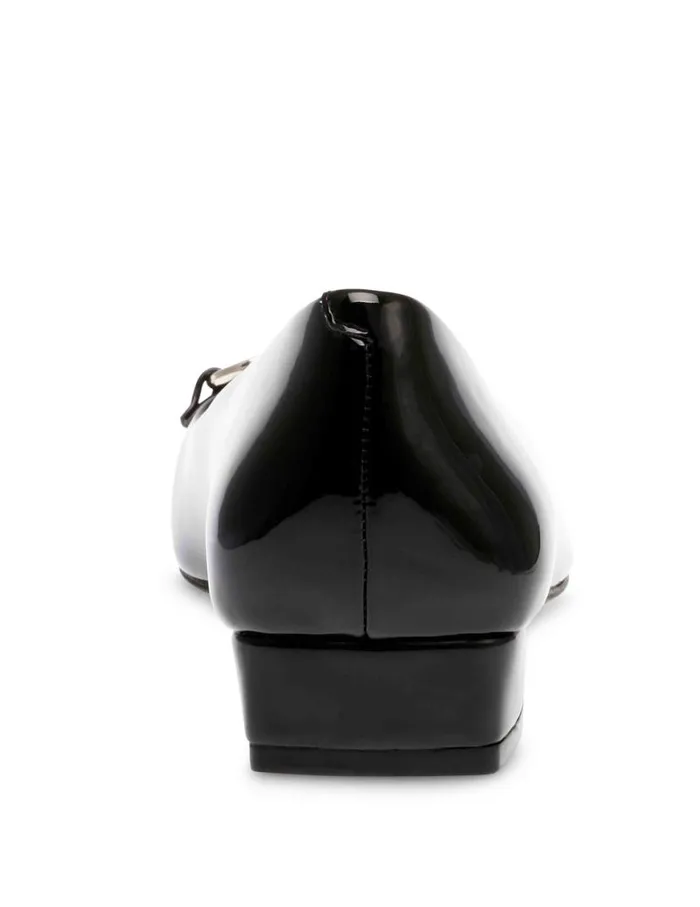 Women Cora Flat Black Patent Anne Klein Flats and Loafers