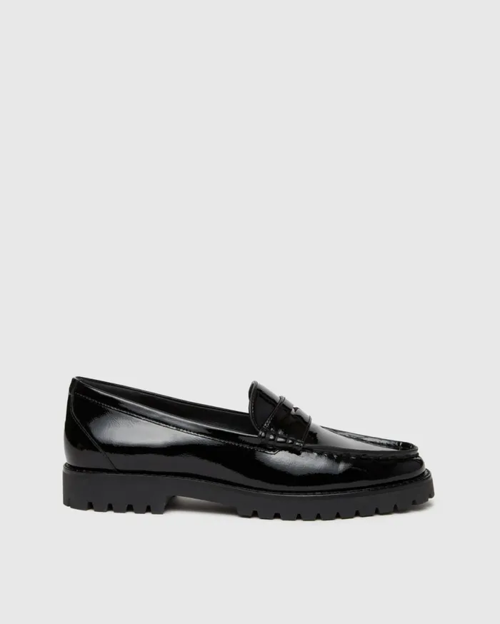 Women Flats PAIGE Ellis Loafer 8211 Black Patent Leather