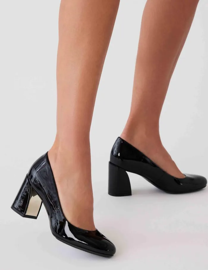 Women Graham Black Patent Anne Klein Heels