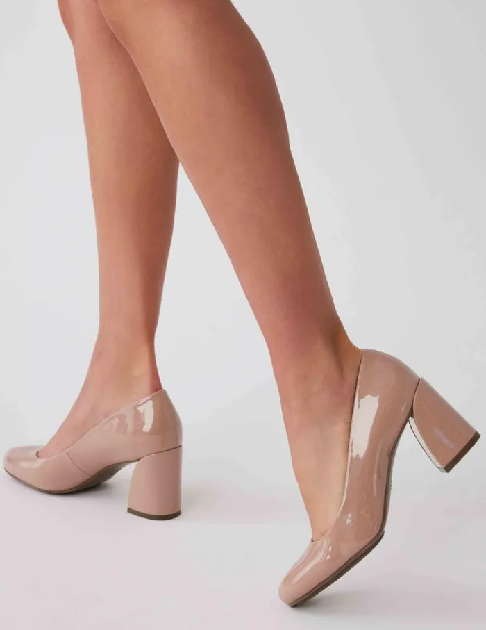 Women Graham Black Patent Anne Klein Heels