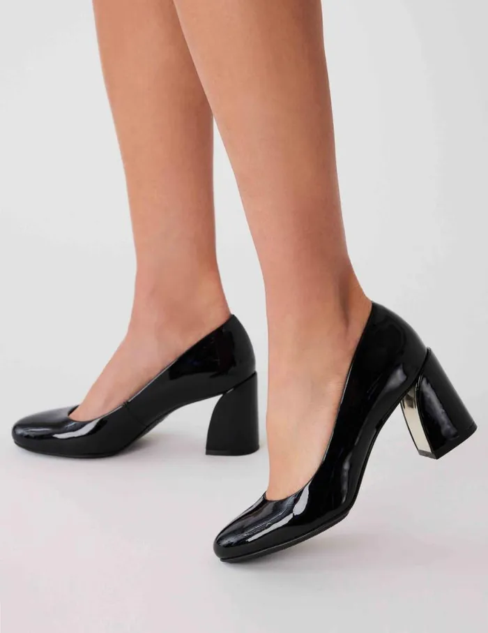 Women Graham Black Patent Anne Klein Heels