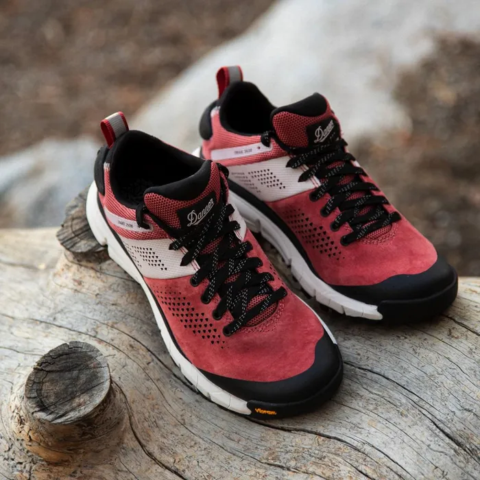 Women Hike Danner Trail 2650 Hot Sauce
