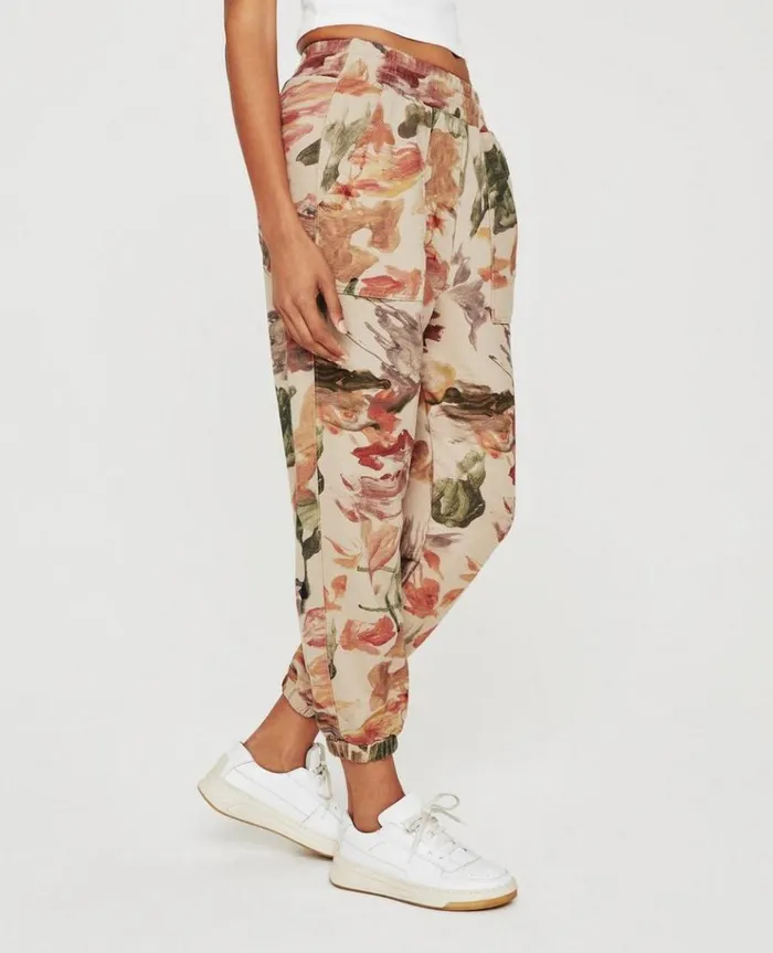 Women Pants AG Jeans Nova Sweatpant Garden Camo Neutral Multi Women Pants AG Jeans Nova Sweatpant Garden Camo Neutral Multi
