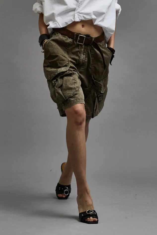 Women Pants and Shorts R13 Multipocket Relaxed Short 8211 Olive Garment Dye