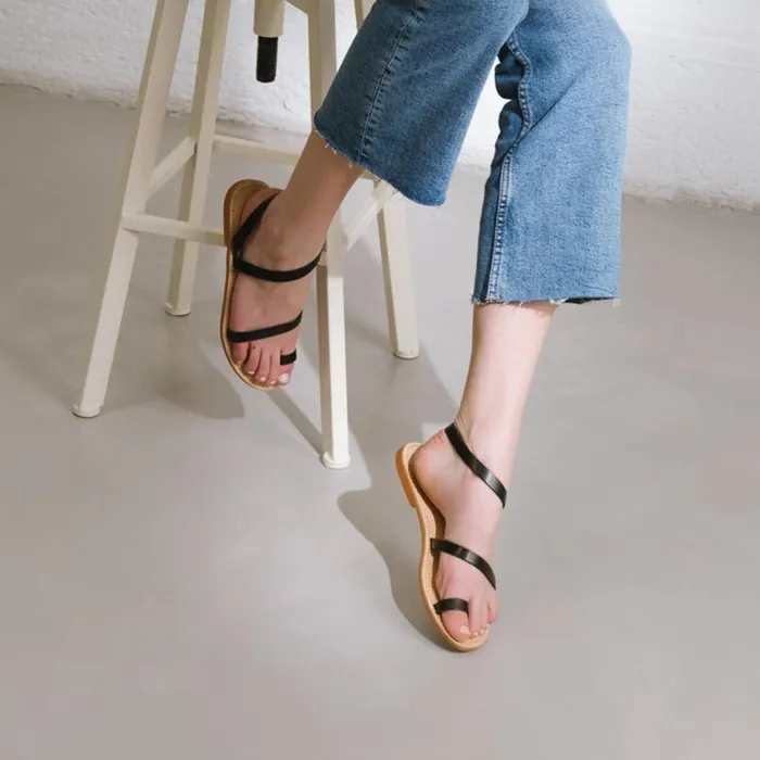 Women Sandals Jonak Sandals With Strap And Toe Buckle