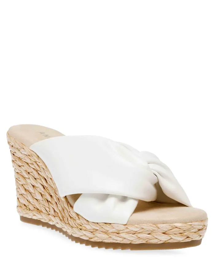 Women Winnie Wedge Pink Smooth Anne Klein Wedges